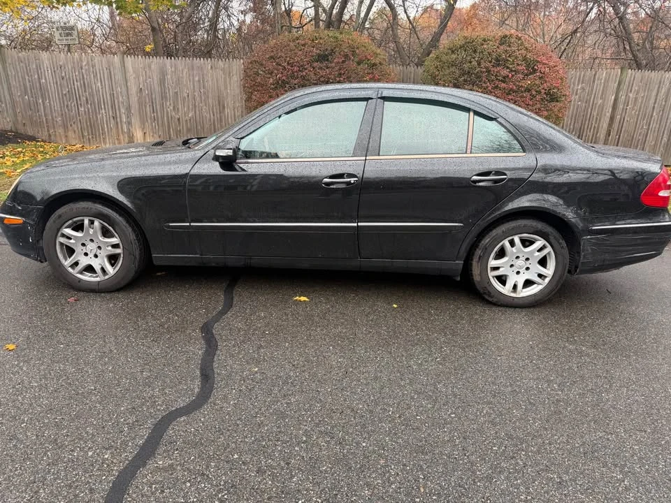 2006 Mercedes-Benz W211 E-Class - Image 2 of 14