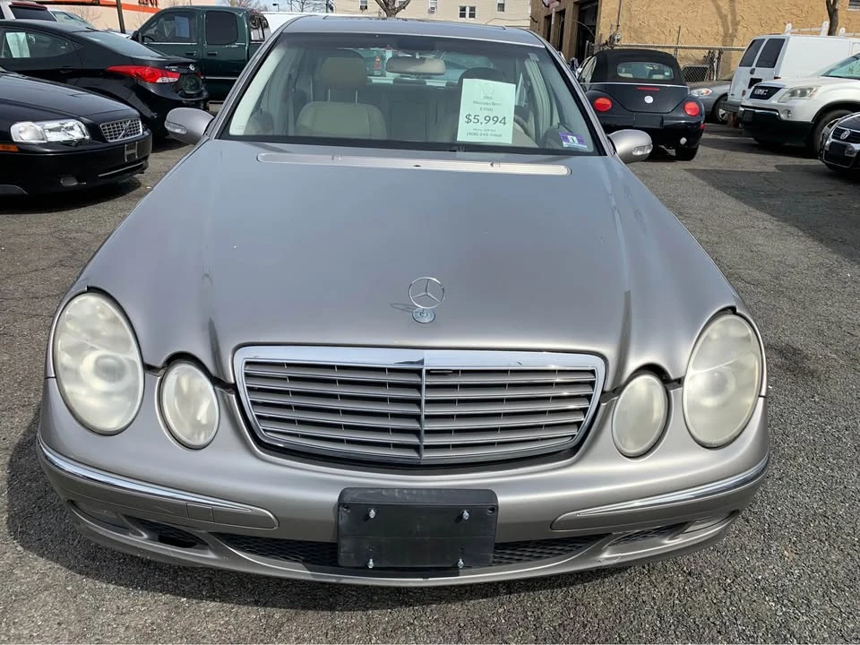 2006 Mercedes-Benz W211 E-Class - Image 2 of 16