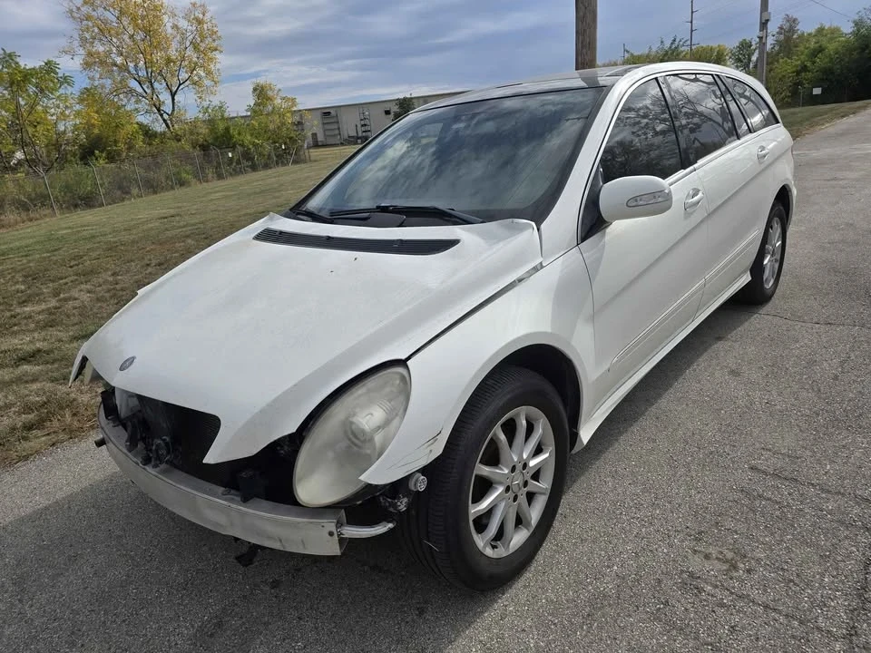 2006 Mercedes-Benz W251 R-Class - Image 3 of 16