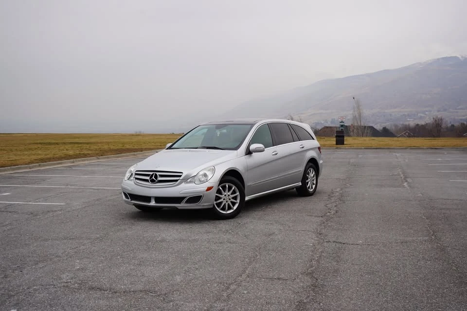2006 Mercedes-Benz W251 R-Class - Image 2 of 20