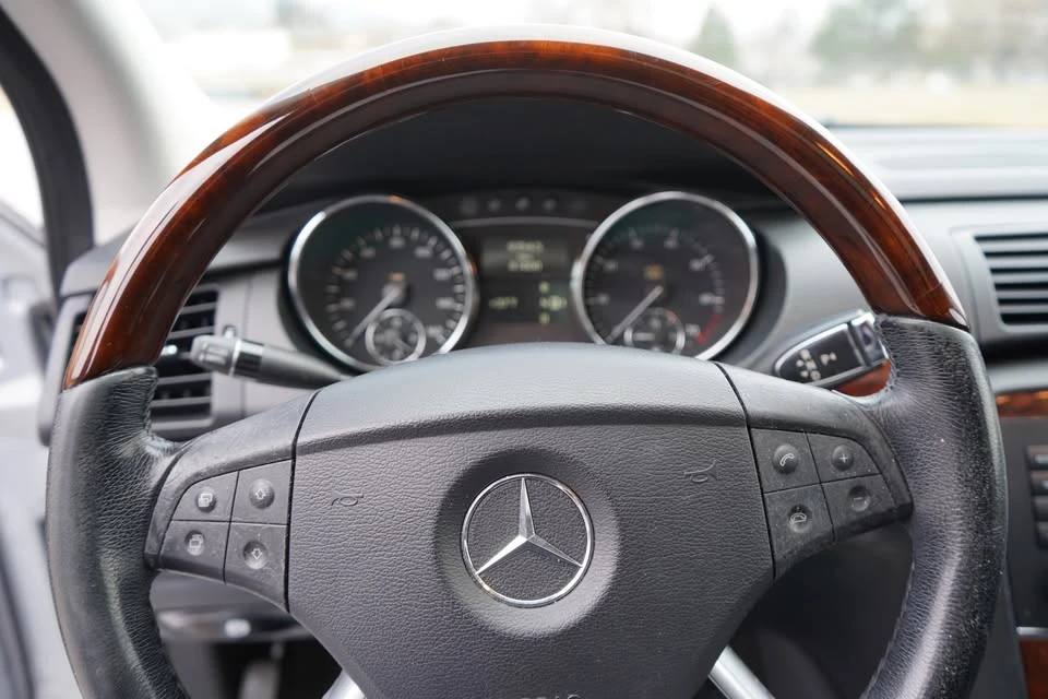 2006 Mercedes-Benz W251 R-Class - Image 18 of 20