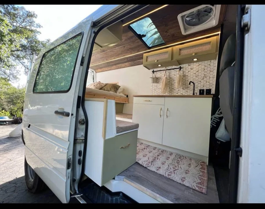 2006 Mercedes-Benz T1N Sprinter - Image 2 of 20