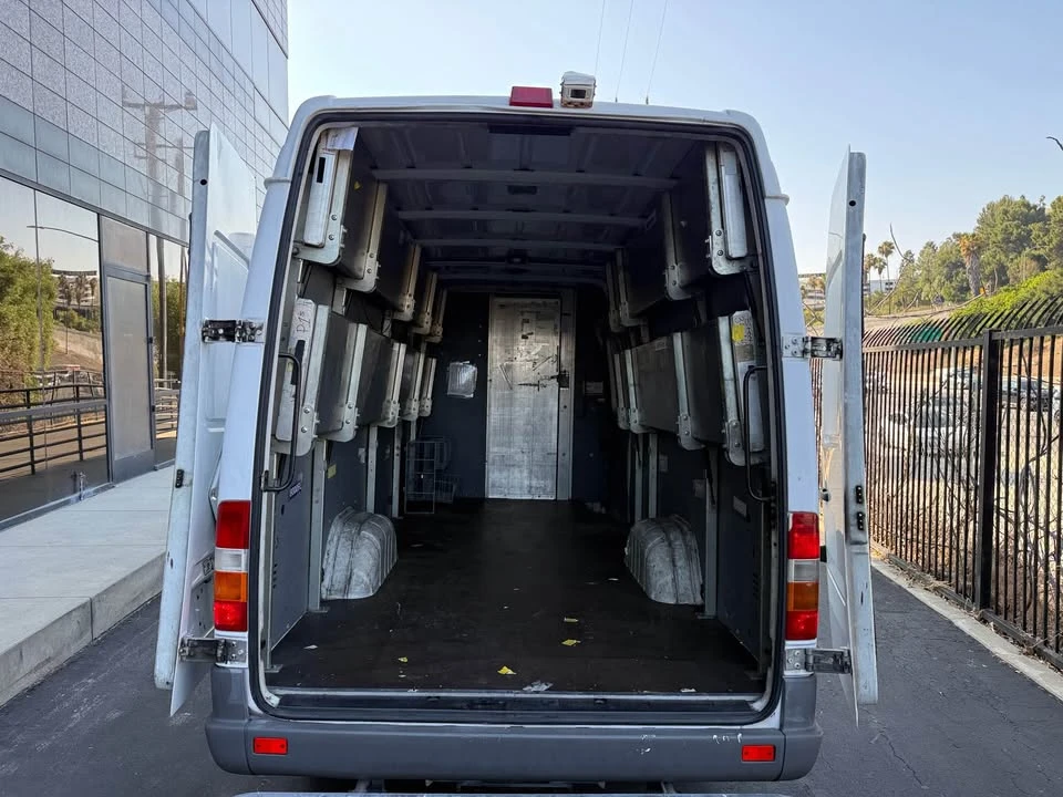 2006 Mercedes-Benz T1N Sprinter - Image 14 of 17