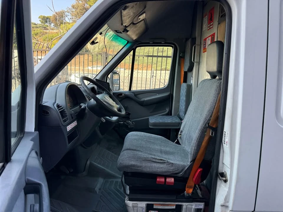 2006 Mercedes-Benz T1N Sprinter - Image 10 of 17