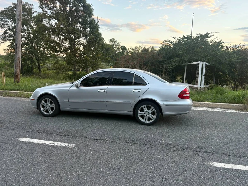 2006 Mercedes-Benz W211 E-Class - Image 8 of 10