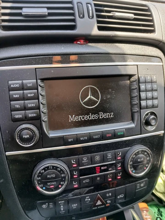 2006 Mercedes-Benz W251 R-Class - Image 6 of 8