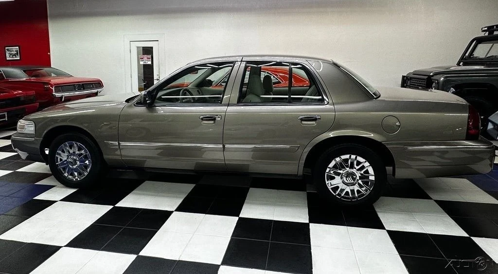 2006 Mercury Grand Marquis - Image 18 of 24