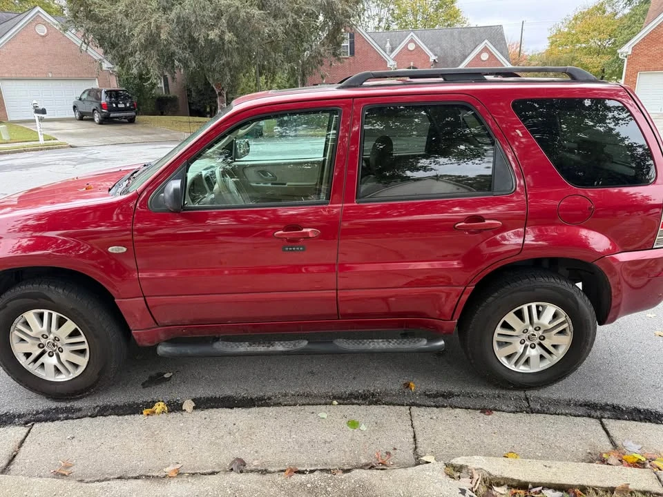 2006 Mercury Mariner - Image 2 of 12