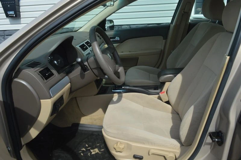 2006 Mercury - Image 10 of 12