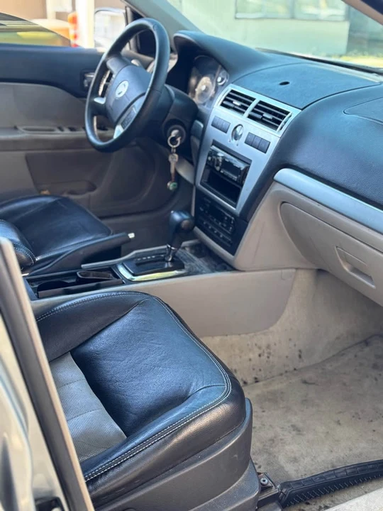 2006 Mercury - Image 6 of 7