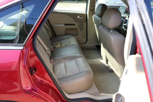 2006 Mercury - Image 13 of 15