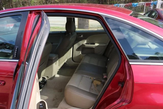2006 Mercury - Image 14 of 15