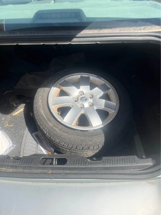 2006 Mercury - Image 7 of 9