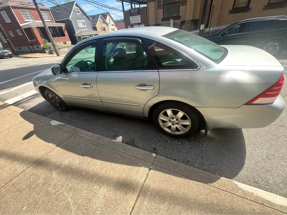 2006 Mercury - Image 3 of 9