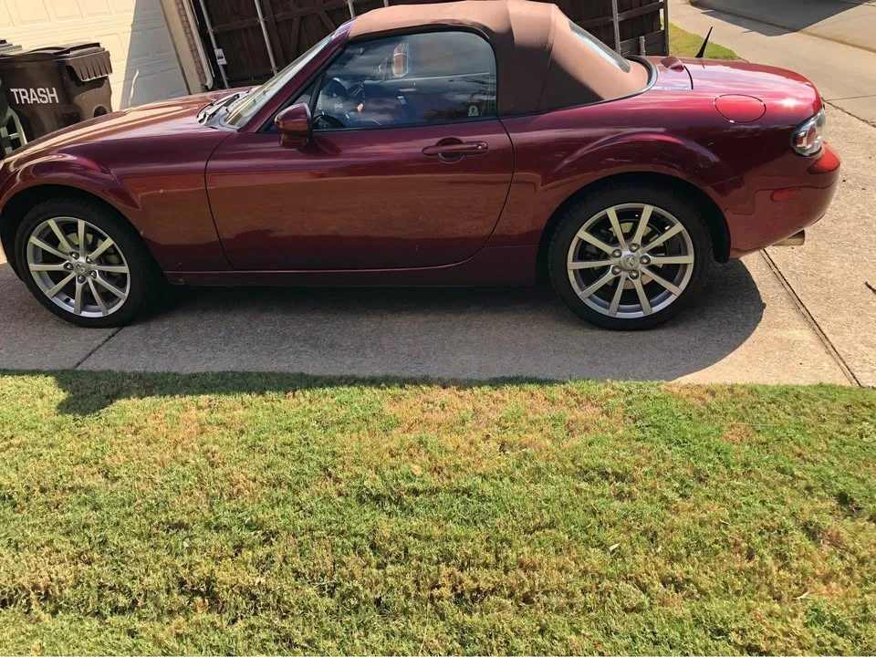2006 Mazda NC MX-5 Miata - Image 5 of 10