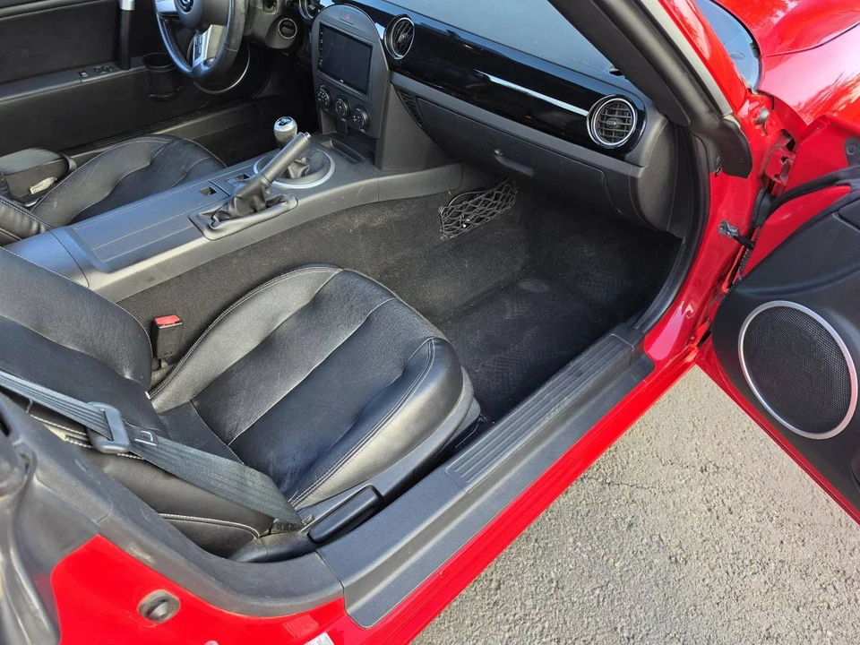 2006 Mazda NC MX-5 Miata - Image 8 of 14
