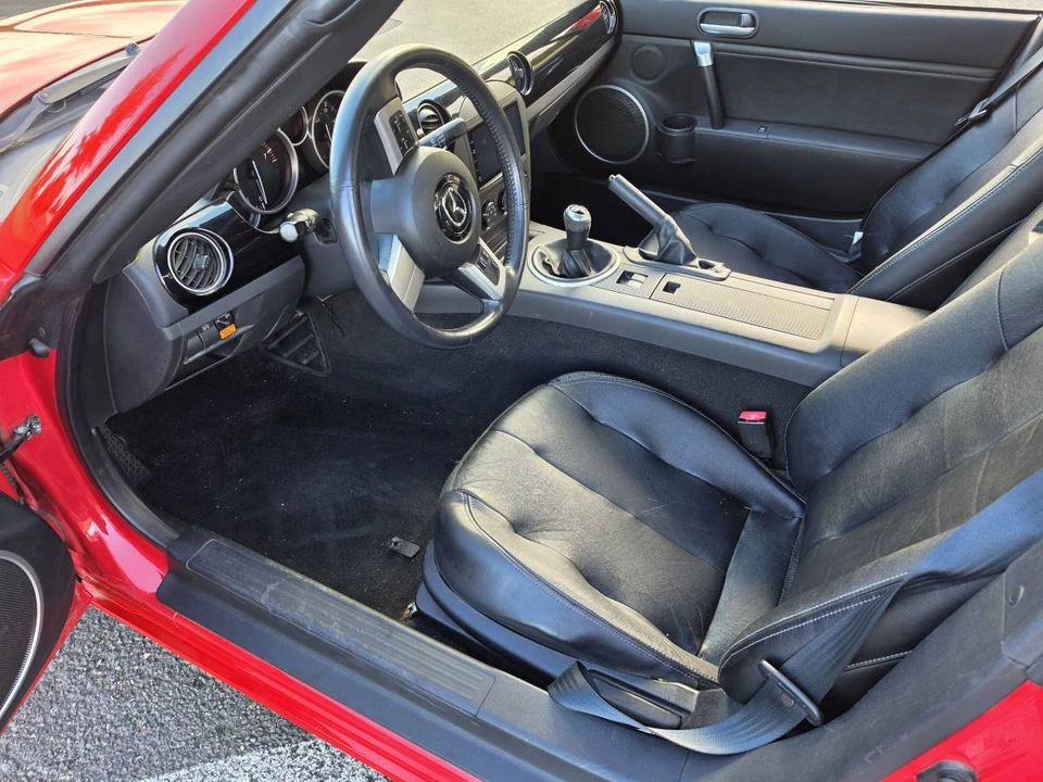 2006 Mazda NC MX-5 Miata - Image 9 of 14