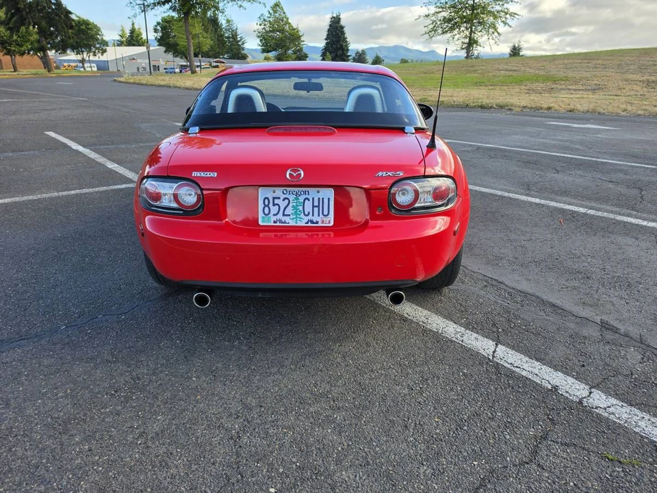 2006 Mazda NC MX-5 Miata - Image 5 of 14