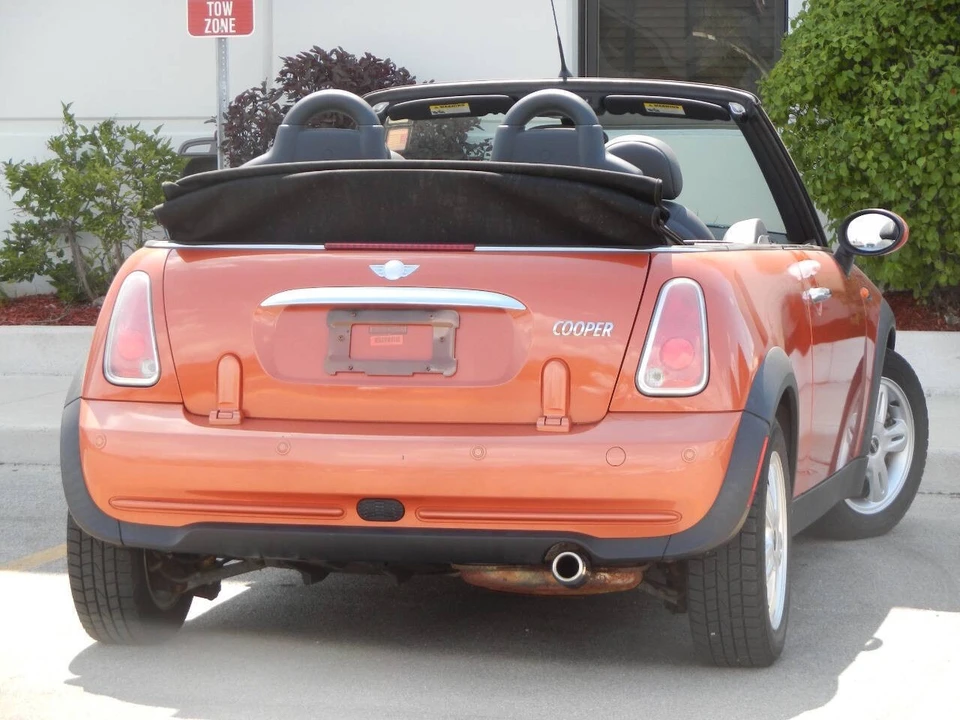 2006 Mini Mini 1st Gen - Image 16 of 21
