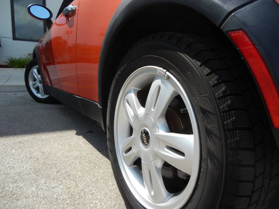 2006 Mini Mini 1st Gen - Image 14 of 21
