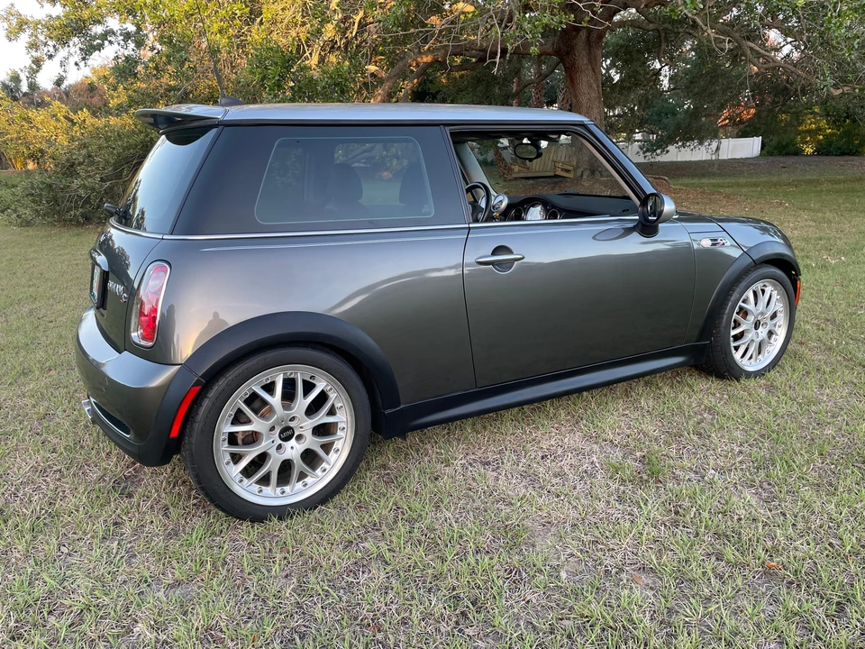 2006 Mini Mini Cooper S 1st Gen - Image 15 of 31
