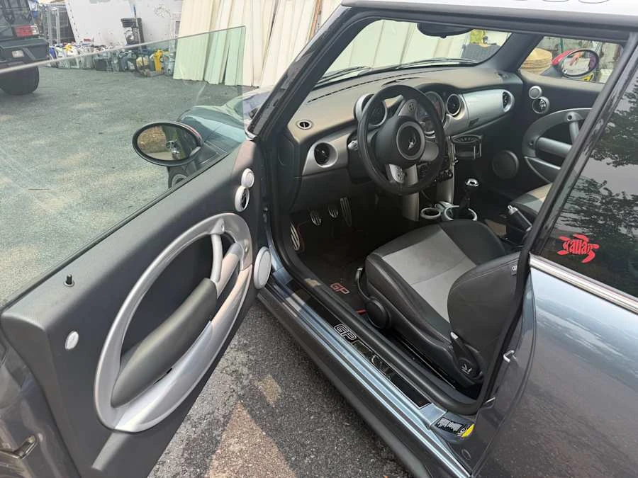2006 Mini Mini John Cooper Works 1st Gen - Image 8 of 9