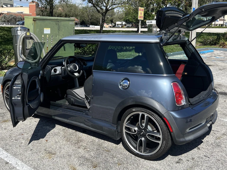 2006 Mini Mini John Cooper Works 1st Gen - Image 18 of 31