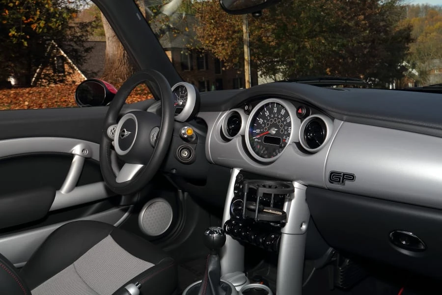 2006 Mini Mini John Cooper Works 1st Gen - Image 22 of 31