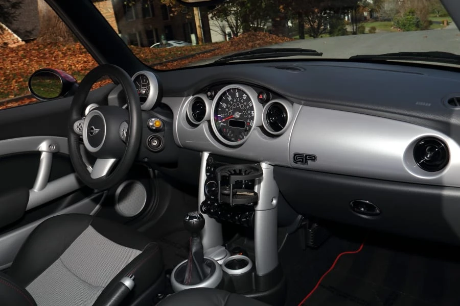 2006 Mini Mini John Cooper Works 1st Gen - Image 27 of 31