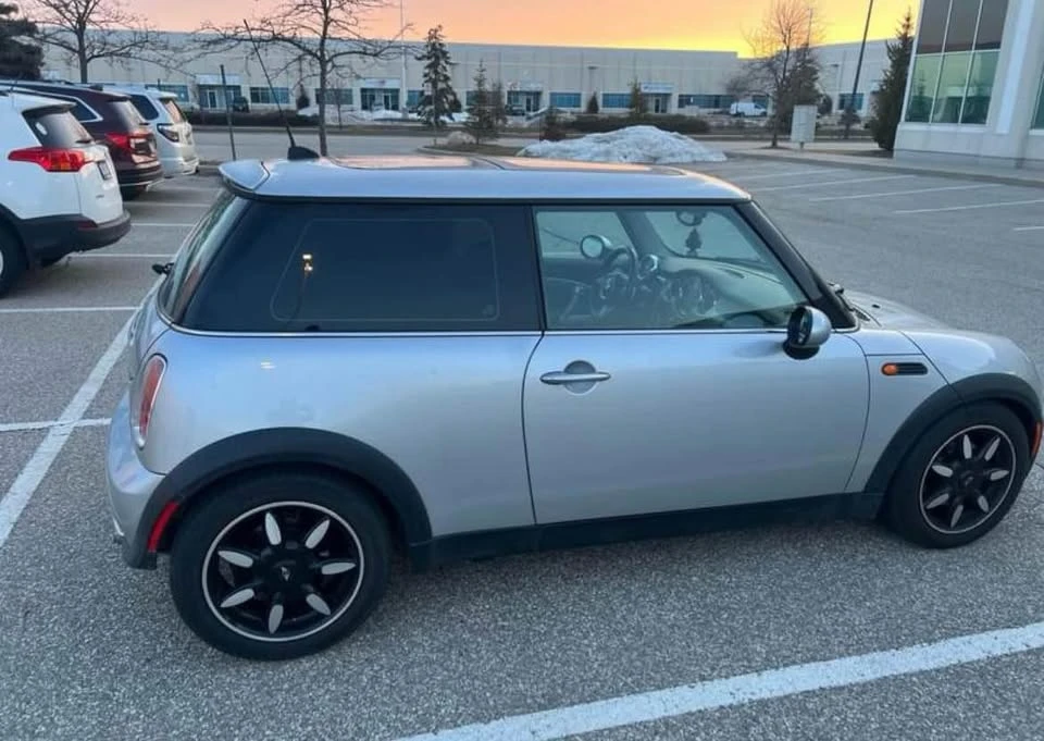 2006 Mini Mini 2nd Gen - Image 3 of 8