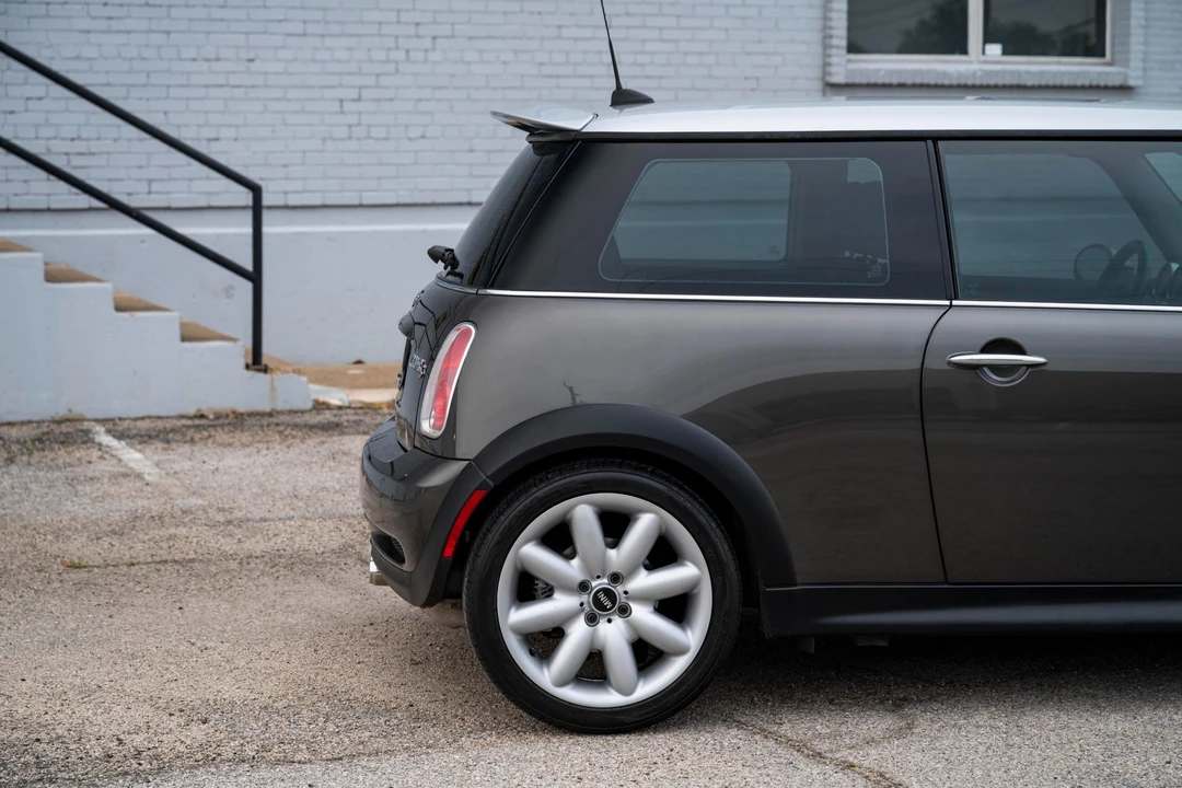 2006 Mini Mini Cooper S 1st Gen - Image 25 of 31