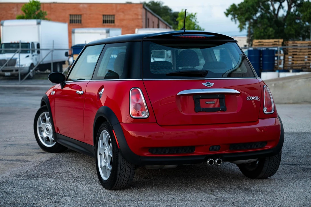2006 Mini Mini Cooper S 1st Gen - Image 9 of 31