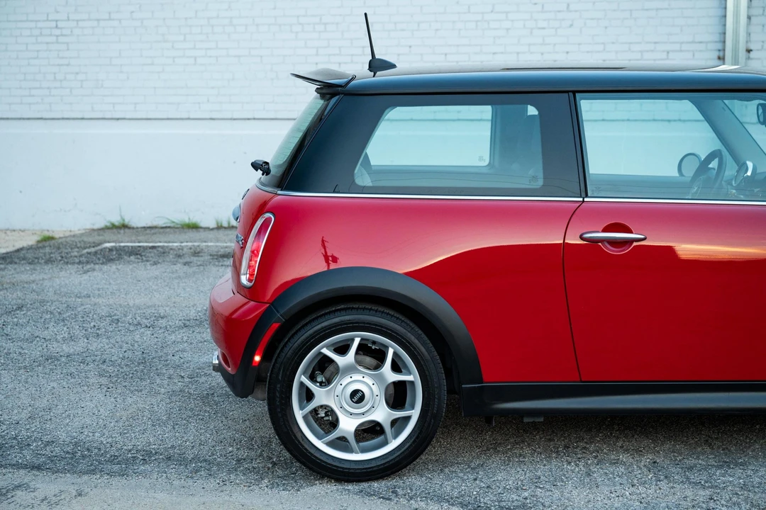 2006 Mini Mini Cooper S 1st Gen - Image 23 of 31