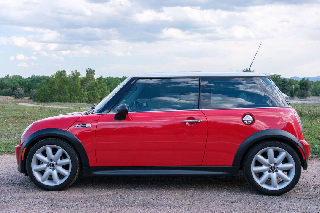 2006 Mini Mini Cooper S 1st Gen - Image 2 of 15