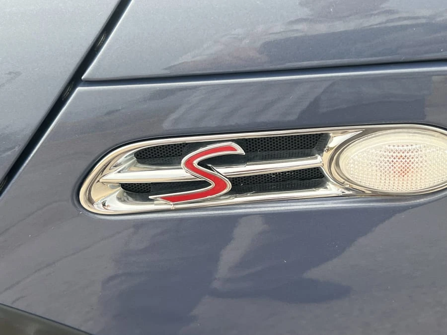 2006 Mini Mini Cooper S 1st Gen - Image 7 of 9