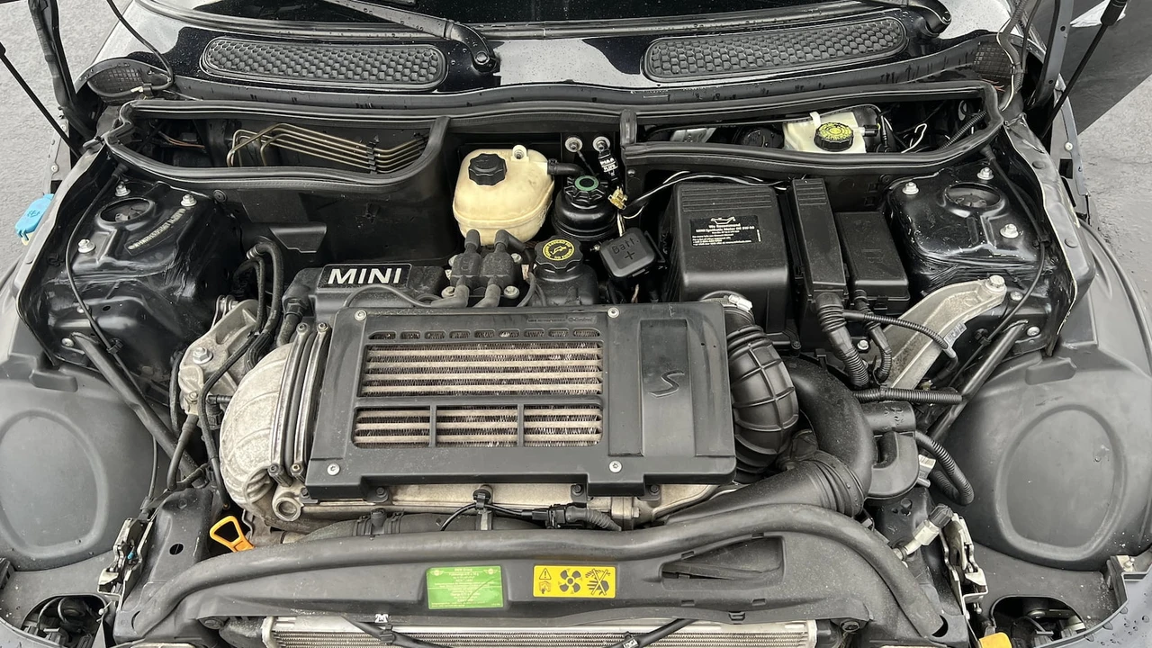 2006 Mini Mini Cooper S 1st Gen - Image 6 of 23