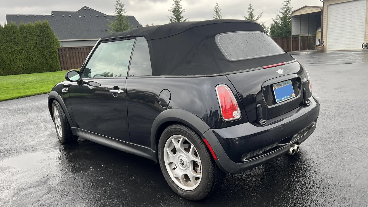 2006 Mini Mini Cooper S 1st Gen - Image 21 of 23
