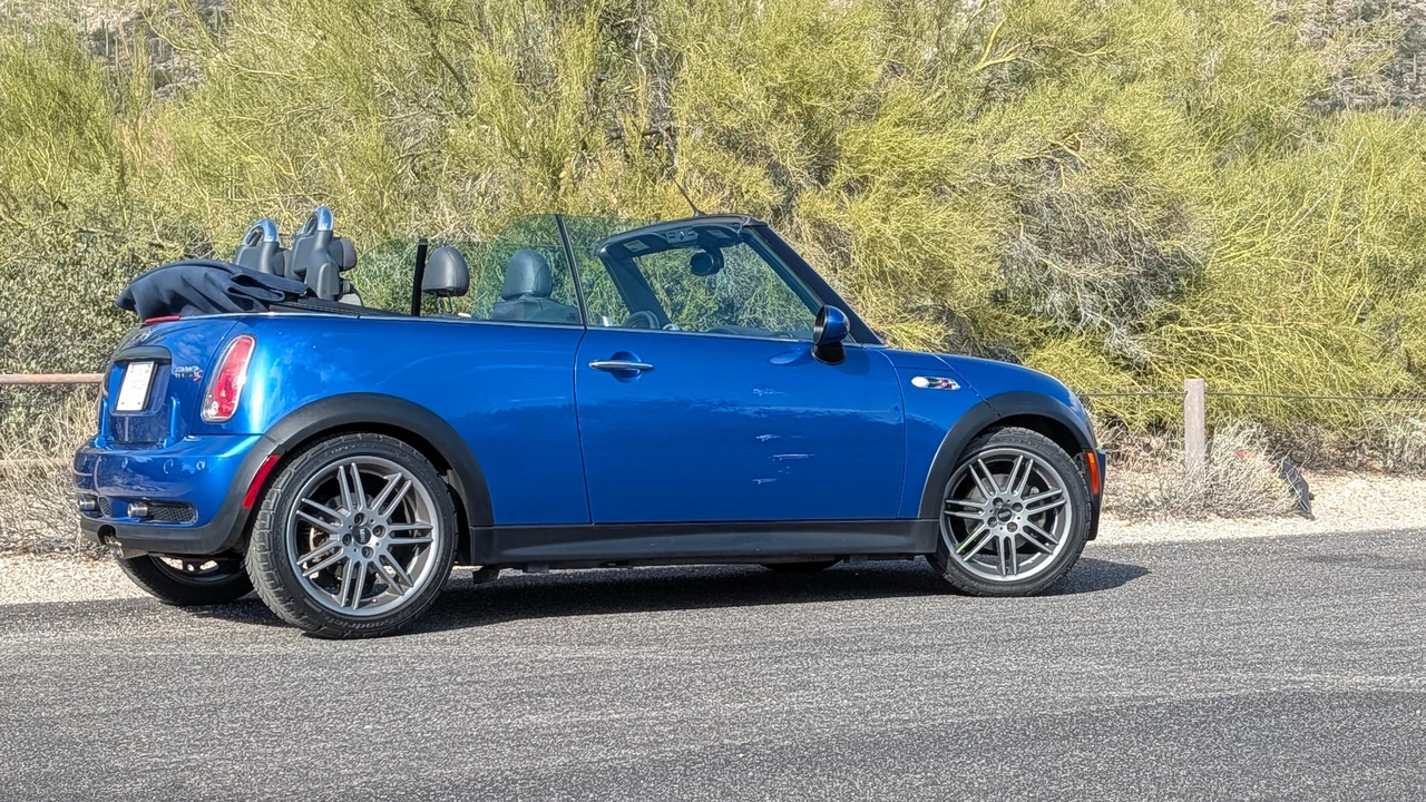 2006 Mini Mini Cooper S 1st Gen - Image 11 of 31