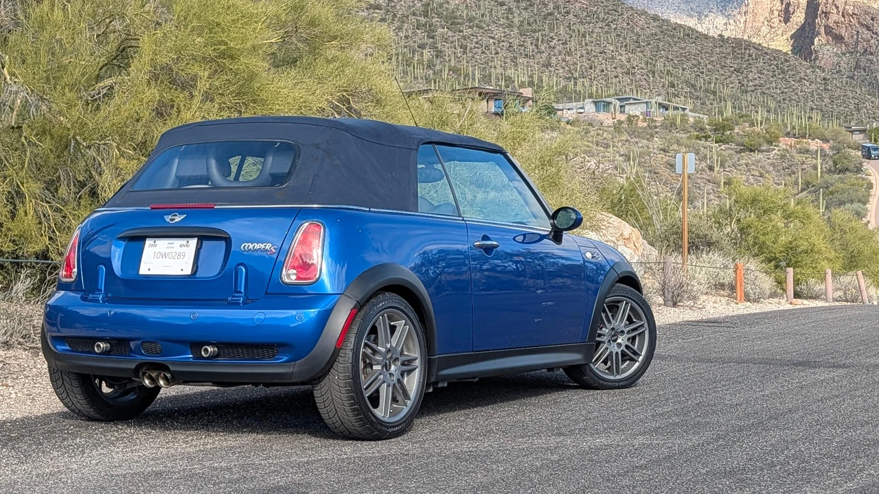 2006 Mini Mini Cooper S 1st Gen - Image 19 of 31