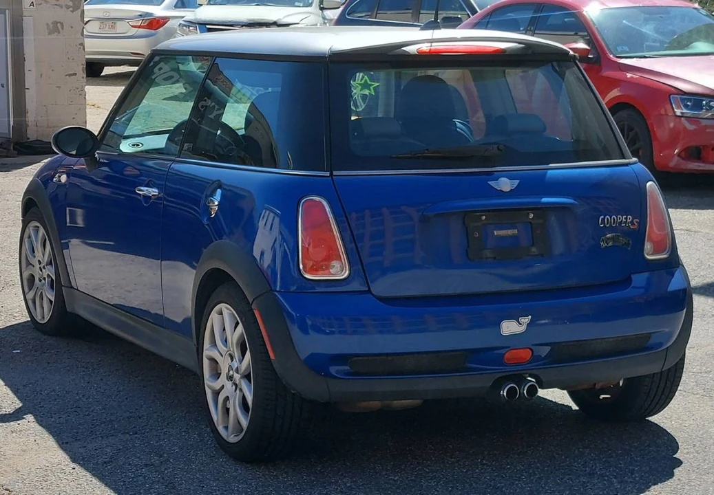 2006 Mini Mini Cooper S 1st Gen - Image 9 of 14