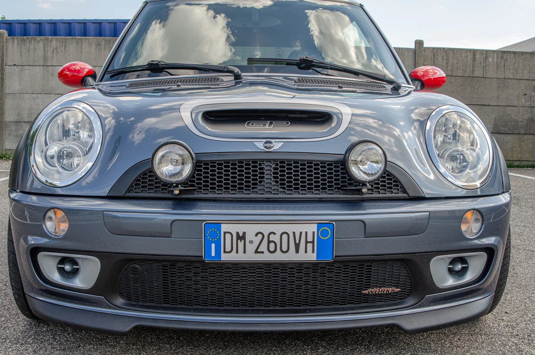 2006 Mini Mini John Cooper Works 1st Gen - Image 15 of 31