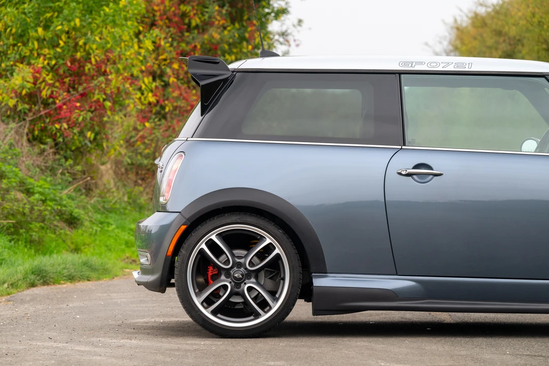 2006 Mini Mini John Cooper Works 1st Gen - Image 17 of 31