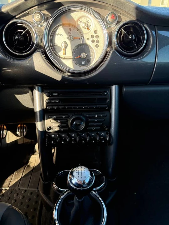 2006 Mini Mini John Cooper Works 1st Gen - Image 17 of 21