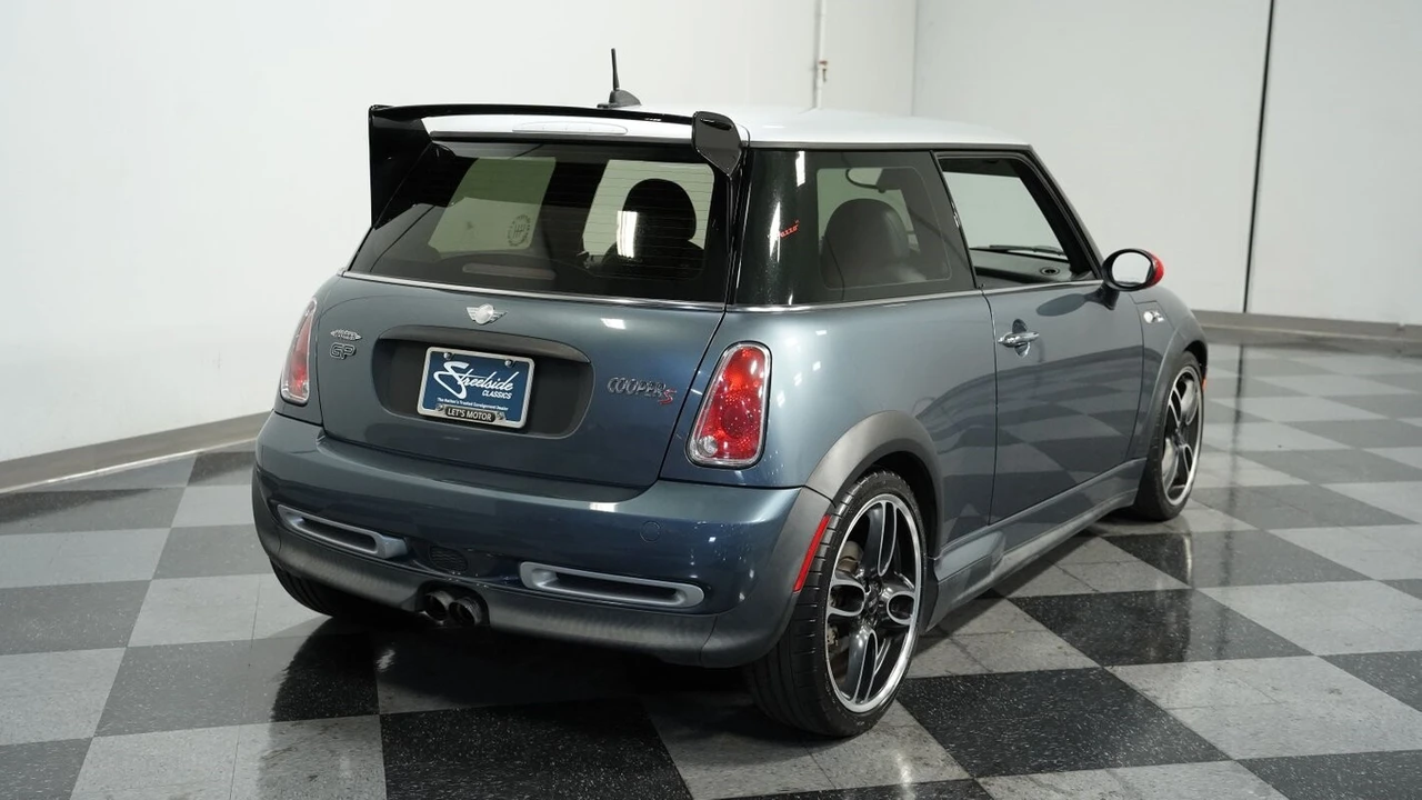 2006 Mini Mini John Cooper Works 1st Gen - Image 11 of 12