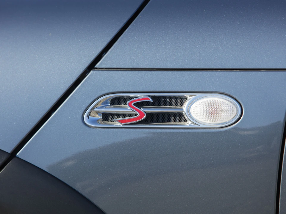 2006 Mini Mini John Cooper Works 1st Gen - Image 20 of 23