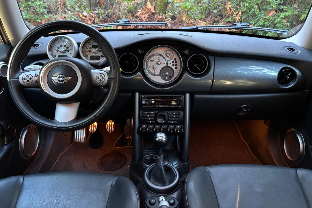 2006 Mini Mini John Cooper Works 1st Gen - Image 24 of 31