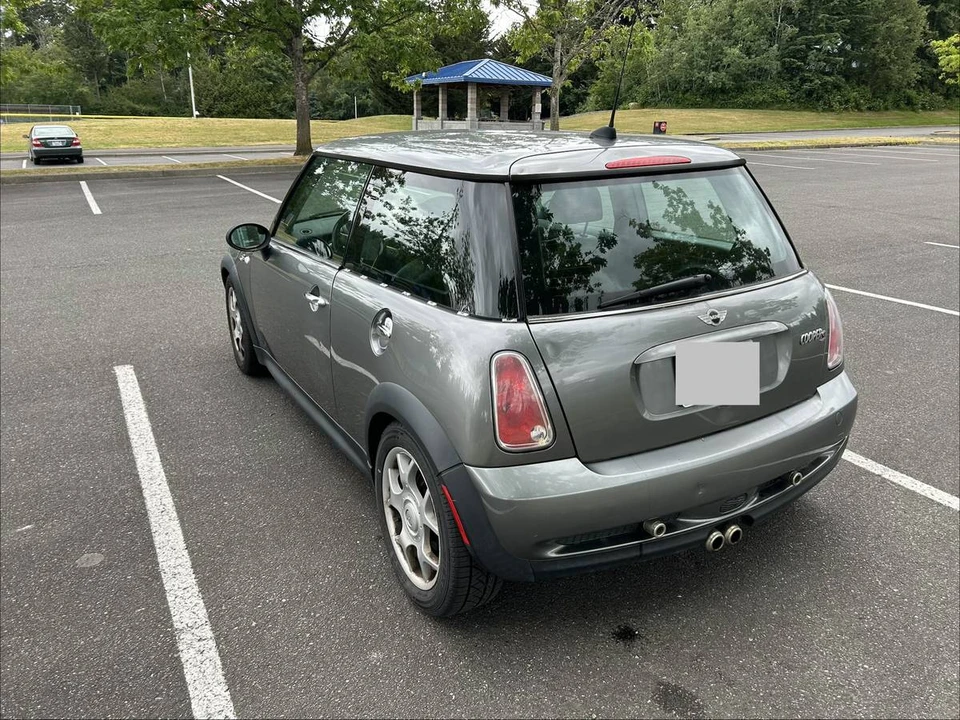 2006 Mini Mini Cooper S 1st Gen - Image 9 of 12
