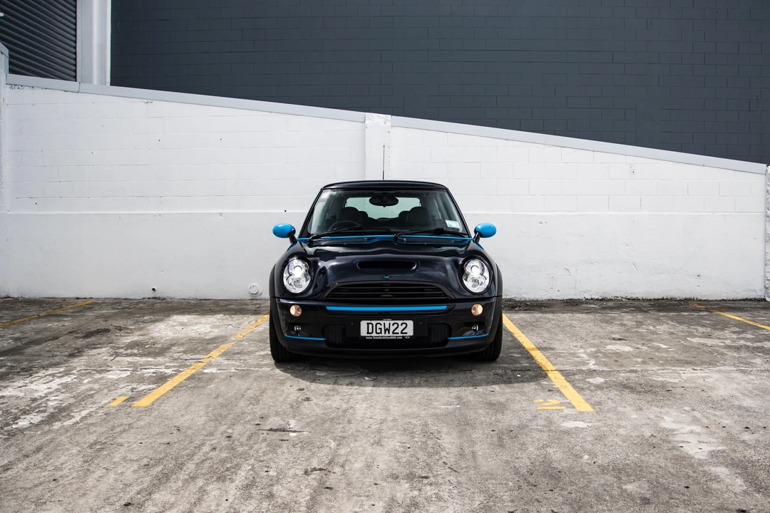 2006 Mini Mini Cooper S 1st Gen - Image 2 of 31