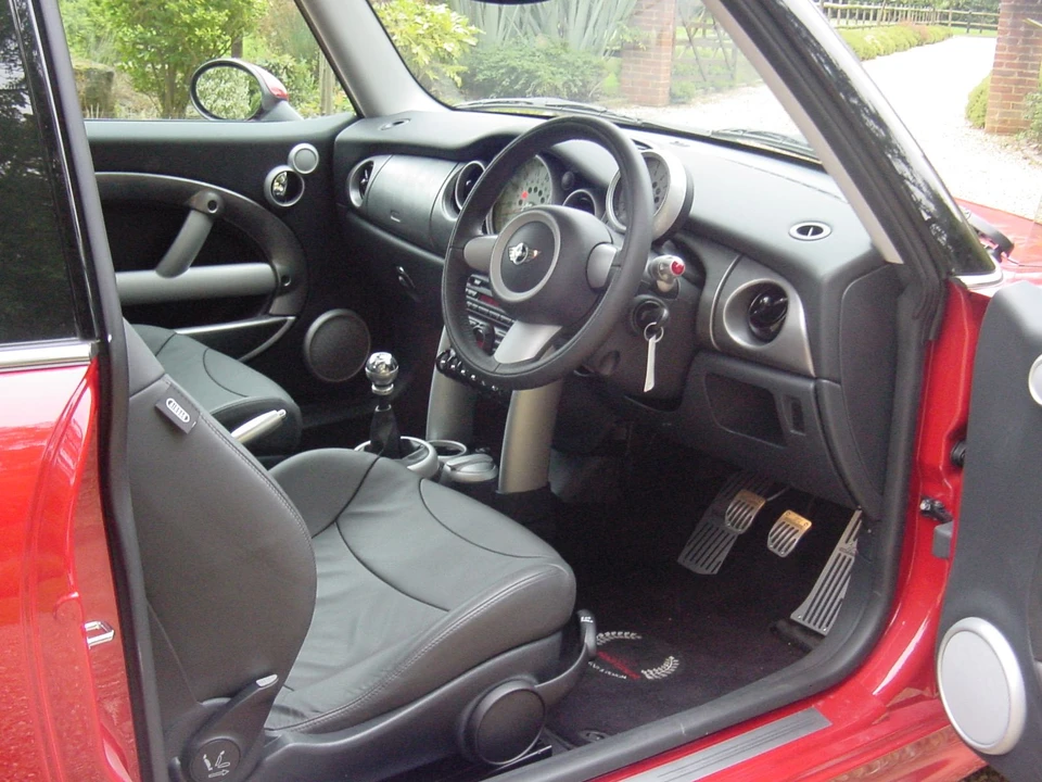 2006 Mini Mini Cooper S 1st Gen - Image 2 of 3