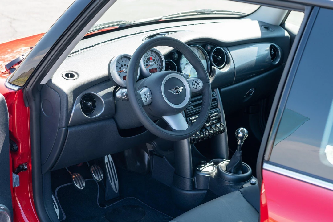 2006 Mini Mini Cooper S 1st Gen - Image 21 of 27